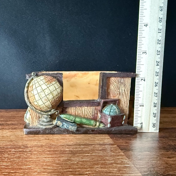 Desk Decor - Picture 8 of 16